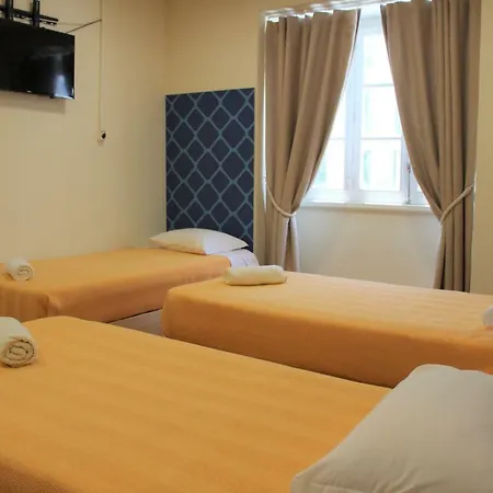 Pensjonat Tagus Royal 2*